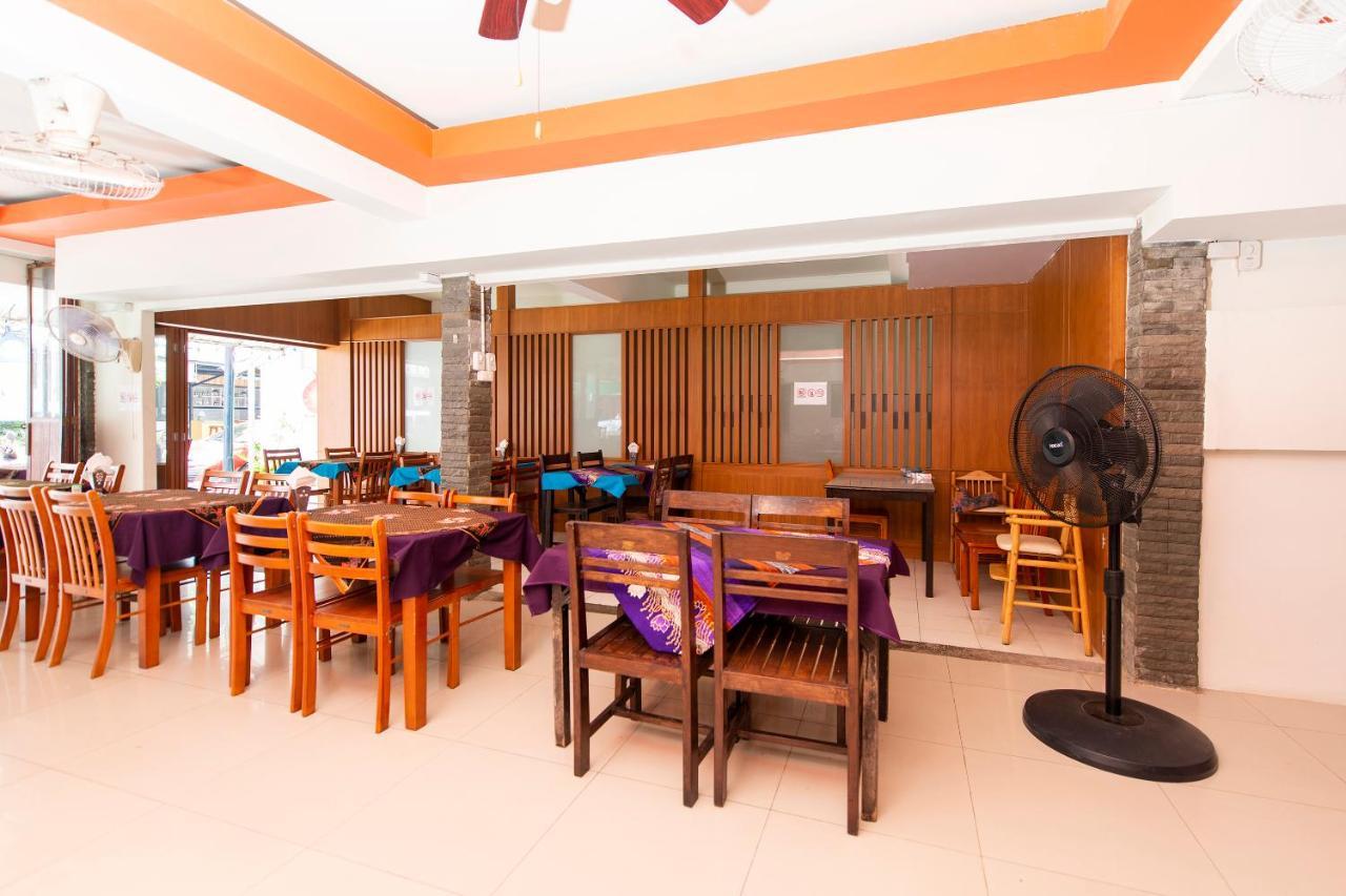 Oyo 328 Onion House Hotel Kata Beach  Buitenkant foto