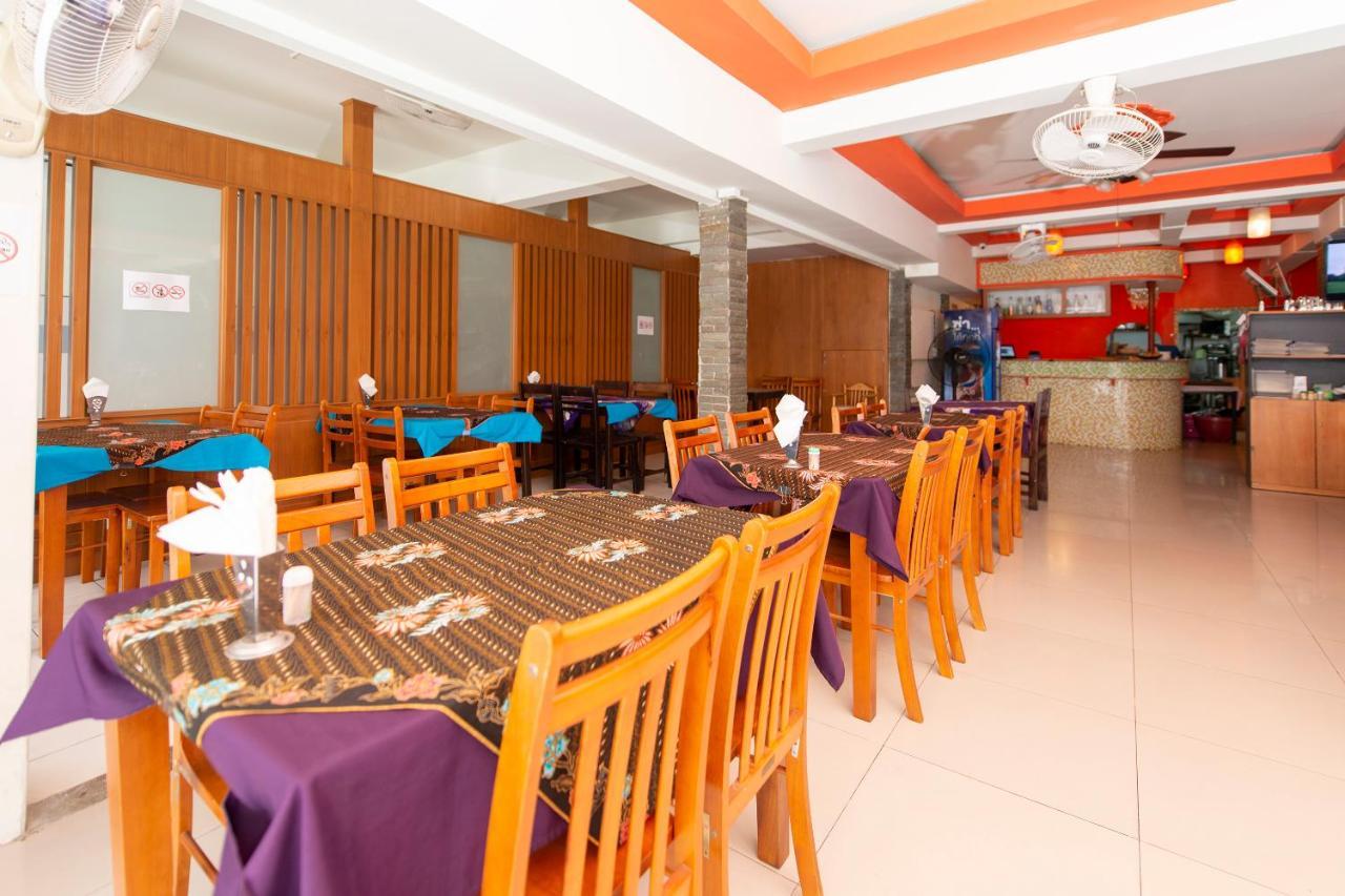 Oyo 328 Onion House Hotel Kata Beach  Buitenkant foto